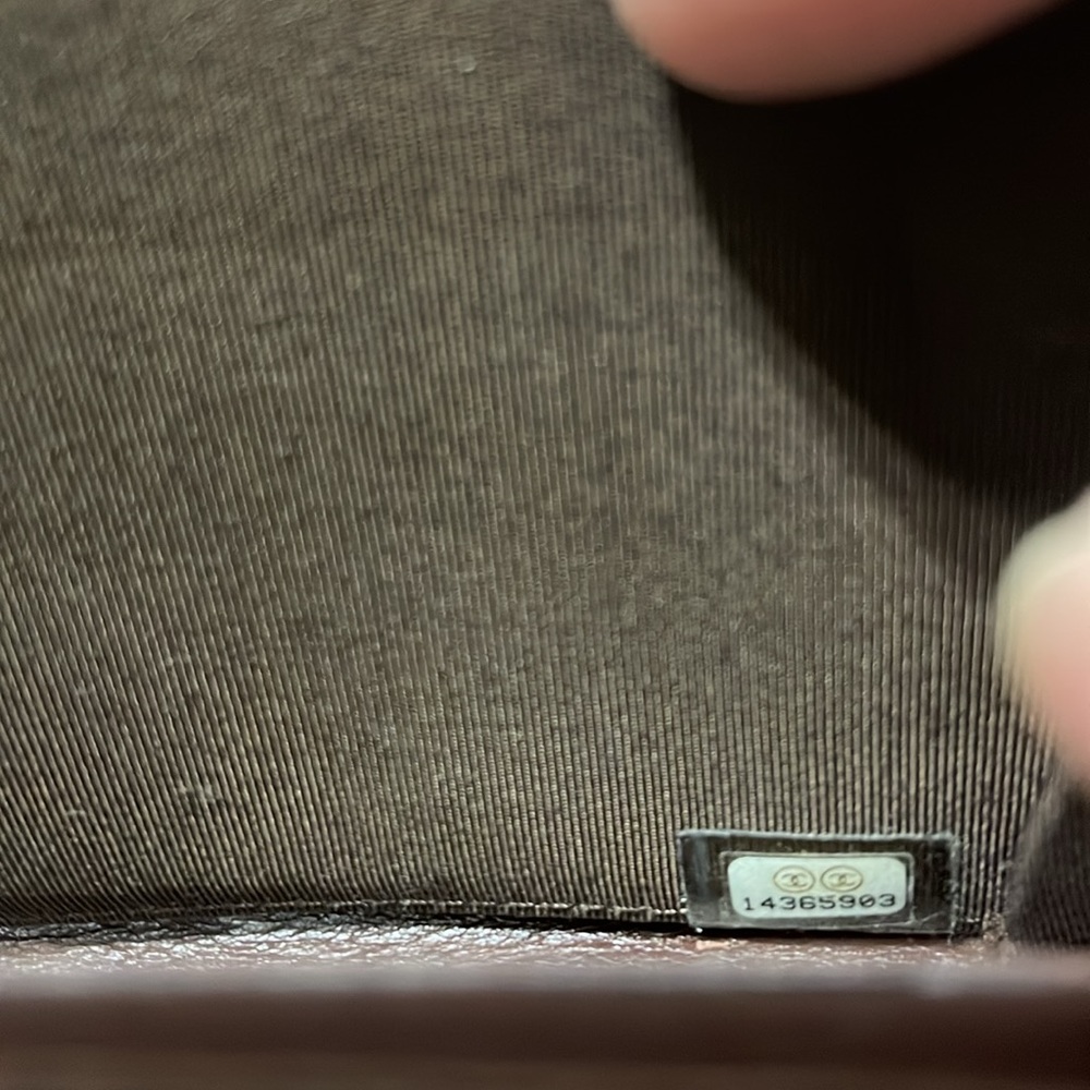 Chanel Interlocking Cc Logo Continental Wallet - image 4